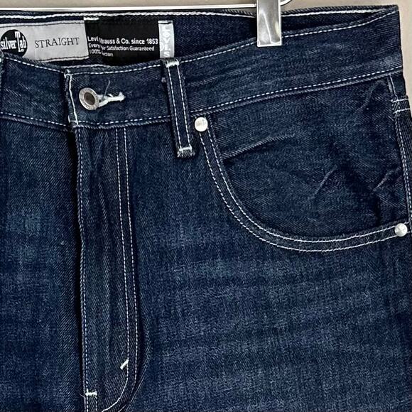 Levi's Men's Straight Denim Jeans 34x30 Silver Tab Dark Wash 90s Street Style - Picture 2 of 9